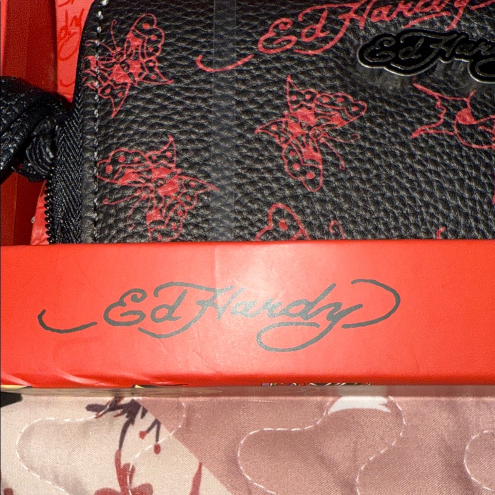 Ed Hardy Black Wallet with Red Accents - Picture 2 of 4